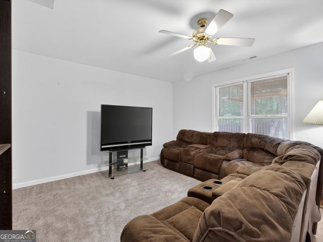 325 Camber Woods Court, Roswell, GA 30076