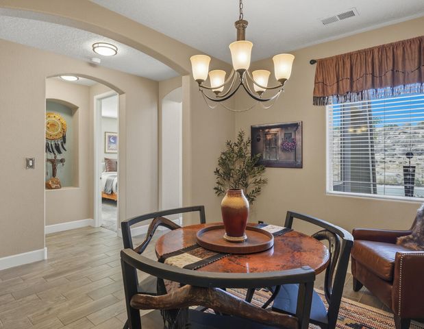 1827 Truchas Peak Trail NE, Rio Rancho, NM 87144