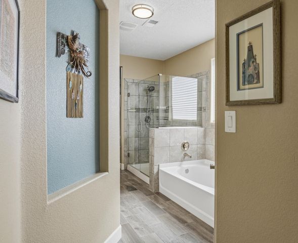 1827 Truchas Peak Trail NE, Rio Rancho, NM 87144