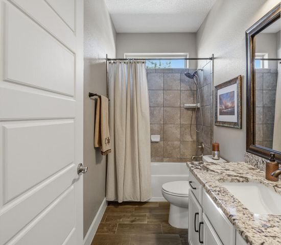 1827 Truchas Peak Trail NE, Rio Rancho, NM 87144