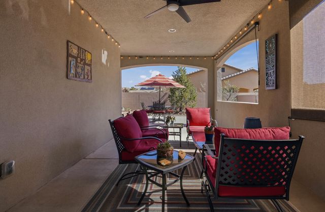 1827 Truchas Peak Trail NE, Rio Rancho, NM 87144
