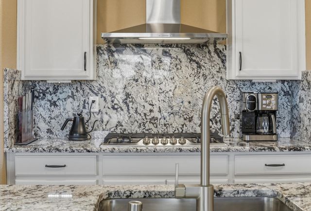 1827 Truchas Peak Trail NE, Rio Rancho, NM 87144