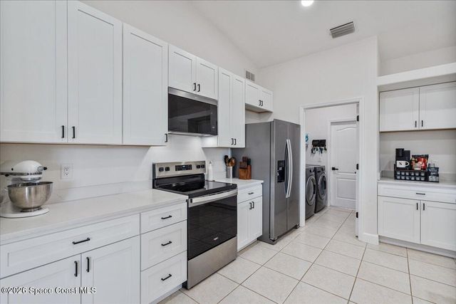 356 Olster Street SW, Palm Bay, FL 32908