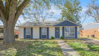 701 Churchill Drive, Lafayette, LA 70506