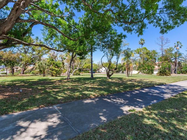 116 W DAVIS BOULEVARD, Tampa, FL 33606
