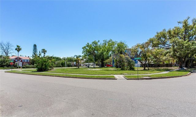 116 W DAVIS BOULEVARD, Tampa, FL 33606