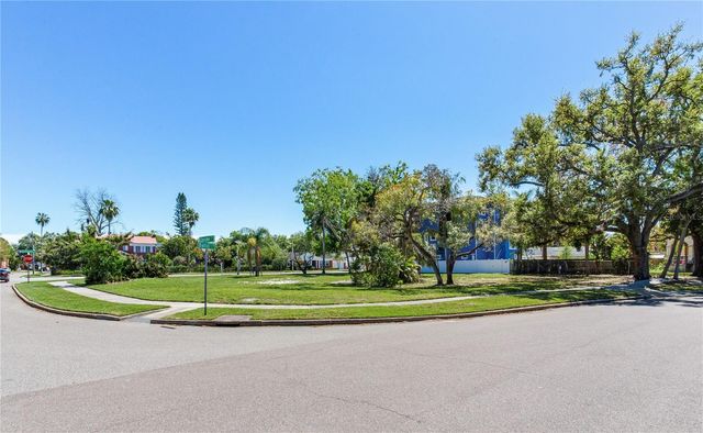 116 W DAVIS BOULEVARD, Tampa, FL 33606