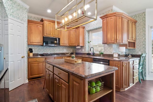 10411 Devon Court, Newburgh, IN 47630