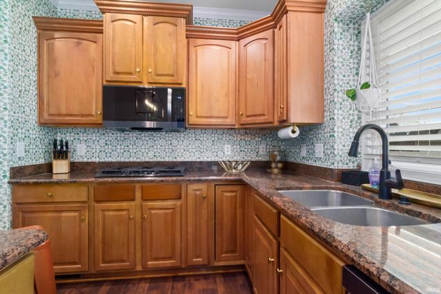 10411 Devon Court, Newburgh, IN 47630