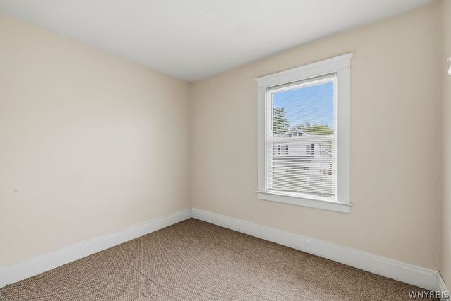 1343 Kenmore Ave, Tonawanda, NY 14217