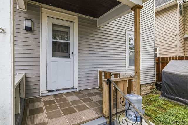 1343 Kenmore Ave, Tonawanda, NY 14217
