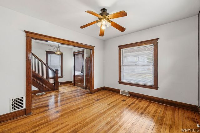 1343 Kenmore Ave, Tonawanda, NY 14217