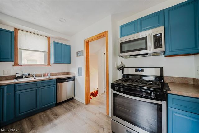 18400 Maple Heights Boulevard, Maple Heights, OH 44137