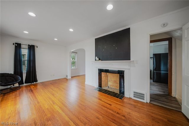 18400 Maple Heights Boulevard, Maple Heights, OH 44137