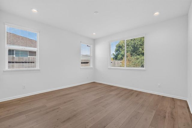 551 Fox Hunt Way, Rio Linda, CA 95673