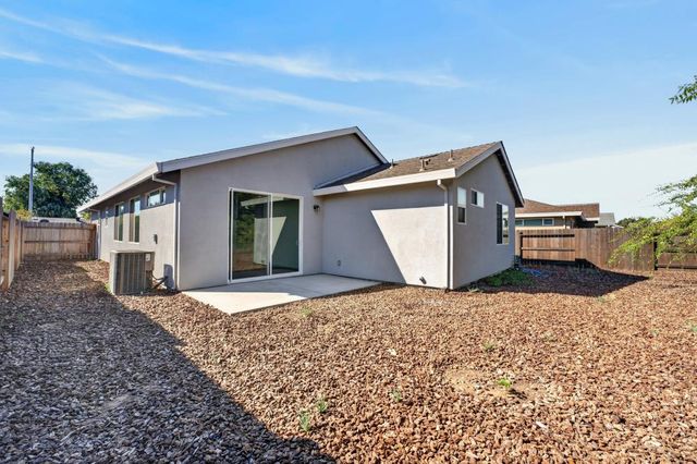 551 Fox Hunt Way, Rio Linda, CA 95673