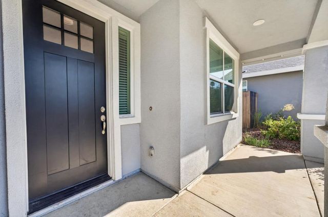 551 Fox Hunt Way, Rio Linda, CA 95673