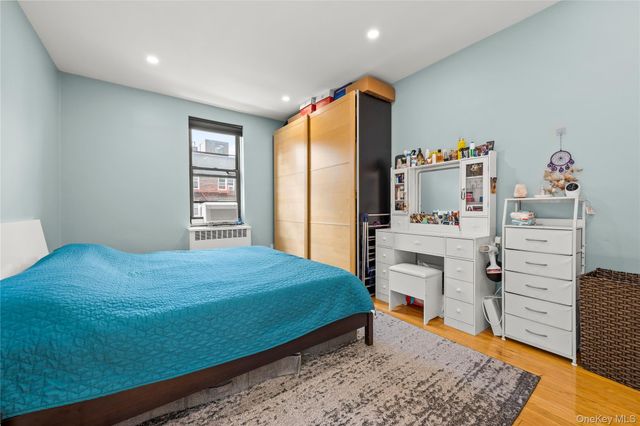 67-35 Yellowstone Boulevard 6A, Forest Hills, NY 11375