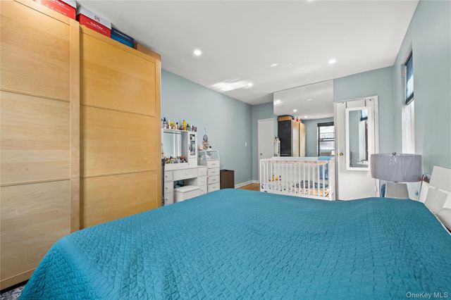 67-35 Yellowstone Boulevard 6A, Forest Hills, NY 11375