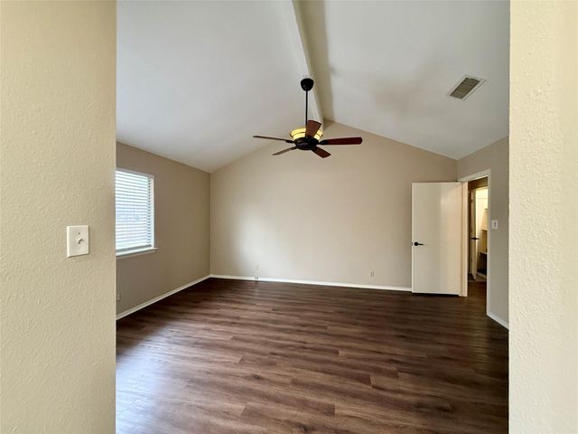 9510 Newberry DR, Austin, TX 78729