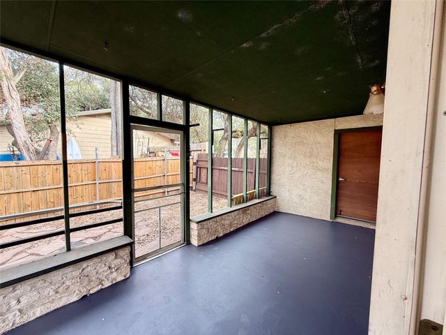 9510 Newberry DR, Austin, TX 78729