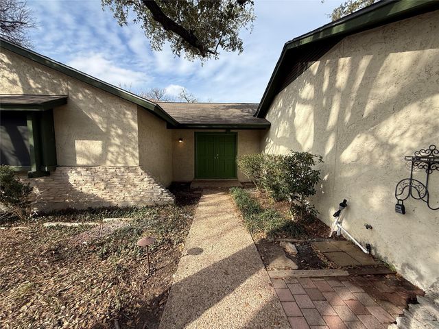 9510 Newberry DR, Austin, TX 78729