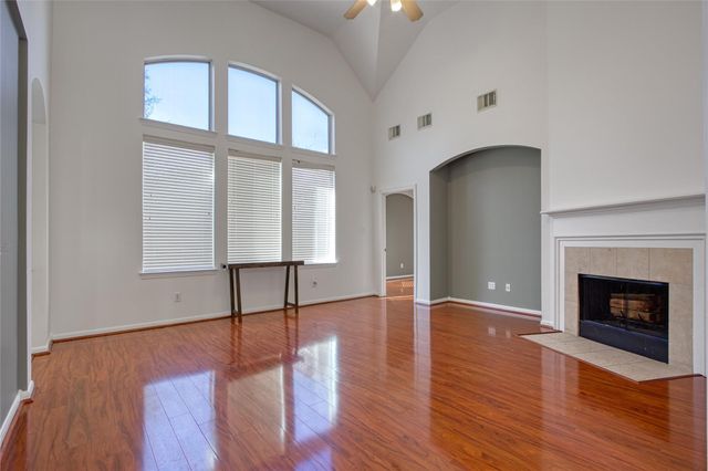 2631 Aztec Court, League City, TX 77573