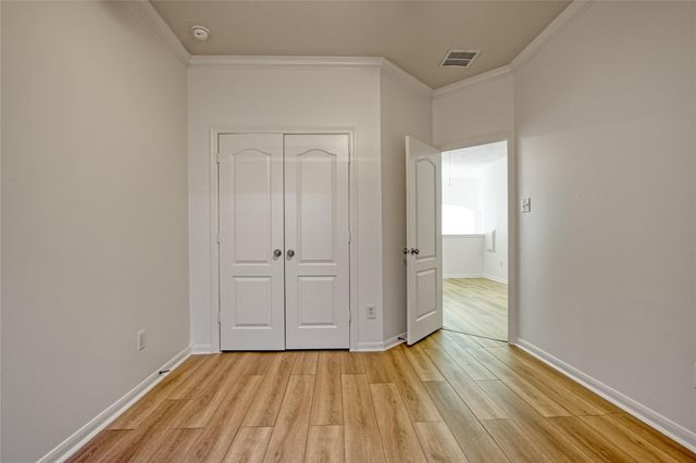 2631 Aztec Court, League City, TX 77573