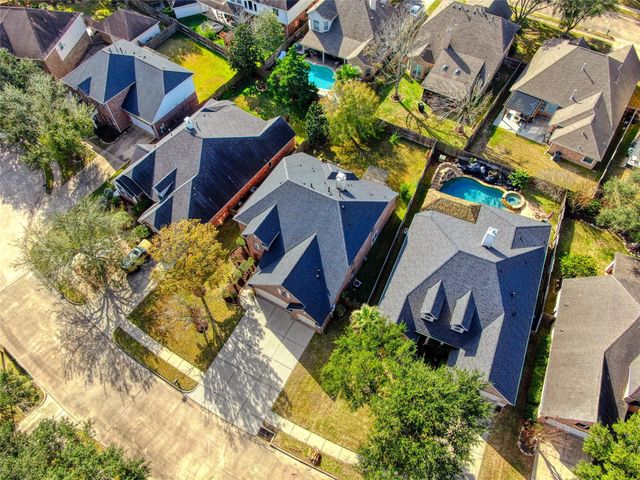 2631 Aztec Court, League City, TX 77573