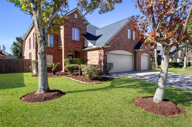 2631 Aztec Court, League City, TX 77573