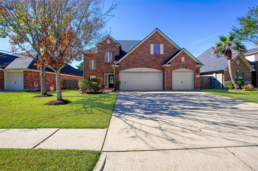 2631 Aztec Court, League City, TX 77573