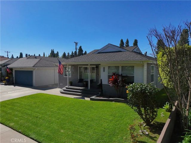 4527 Woodruff, Lakewood, CA 90713