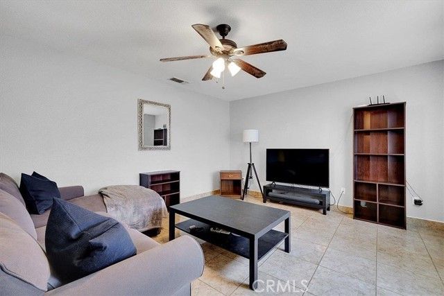 4361 Evelyn Drive, Olivehurst, CA 95961