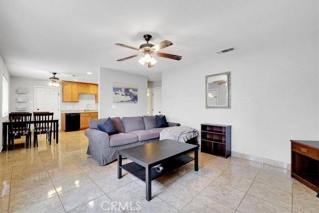 4361 Evelyn Drive, Olivehurst, CA 95961