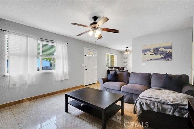 4361 Evelyn Drive, Olivehurst, CA 95961