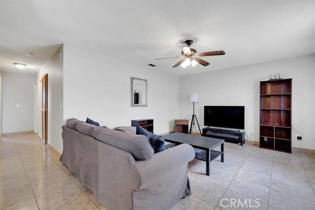 4361 Evelyn Drive, Olivehurst, CA 95961