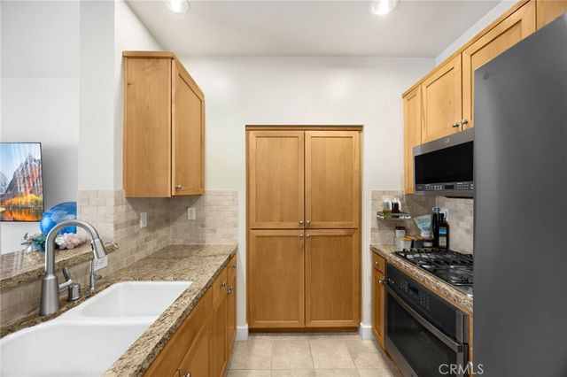 2367 Jefferson 312, Torrance, CA 90501