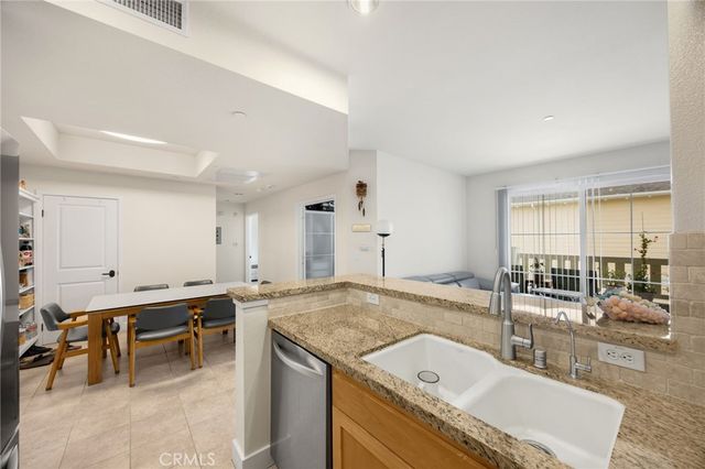 2367 Jefferson 312, Torrance, CA 90501