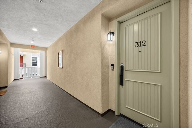 2367 Jefferson 312, Torrance, CA 90501