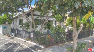 261 W 43rd Place, Los Angeles, CA 90037