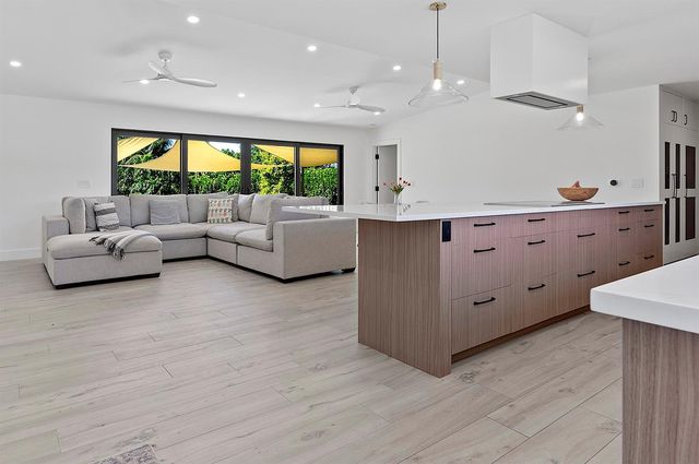1510 Carandis Circle, Lake Clarke Shores, FL 33406