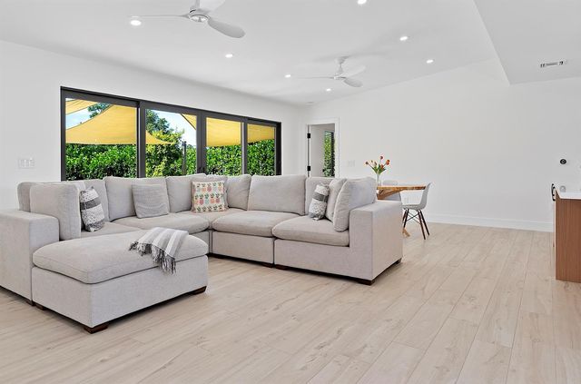 1510 Carandis Circle, Lake Clarke Shores, FL 33406