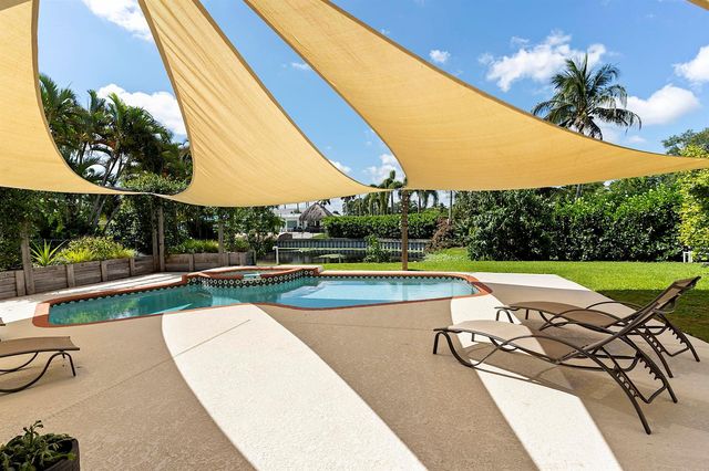 1510 Carandis Circle, Lake Clarke Shores, FL 33406