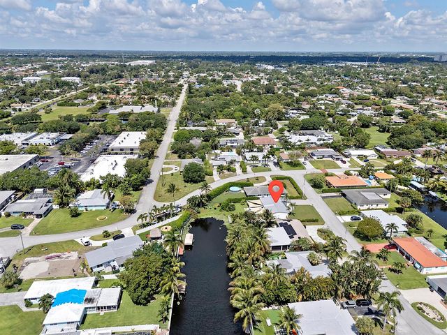 1510 Carandis Circle, Lake Clarke Shores, FL 33406