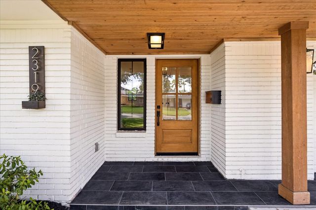 2319 Cheshire Lane, Houston, TX 77018