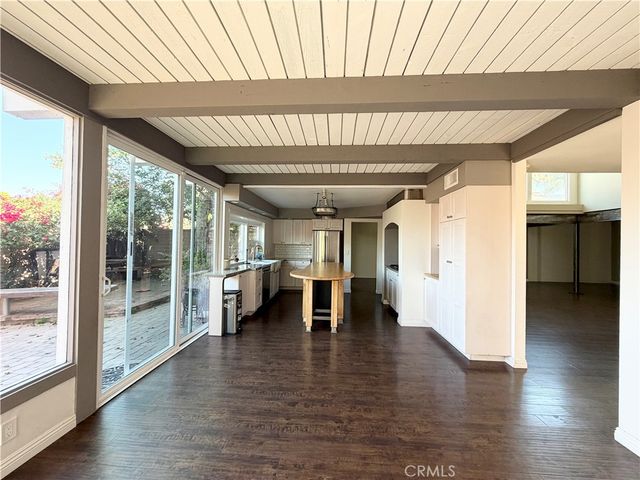 4891 Tamarack, Irvine, CA 92612