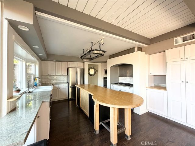 4891 Tamarack, Irvine, CA 92612