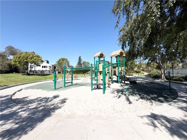 4891 Tamarack, Irvine, CA 92612