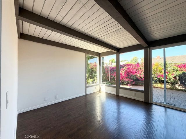 4891 Tamarack, Irvine, CA 92612