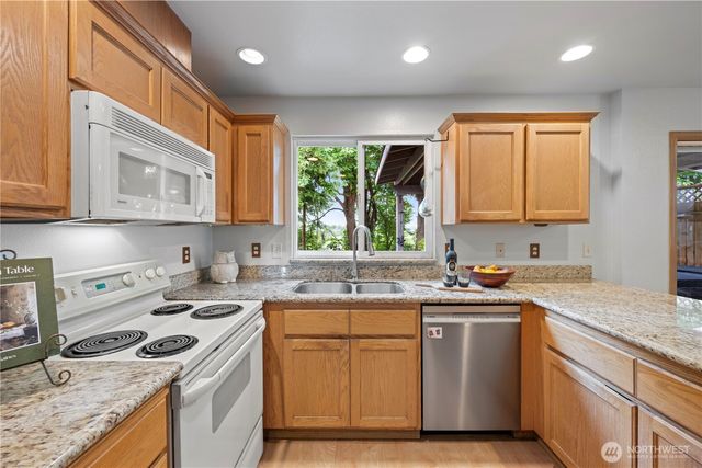 20108 44th Drive NE, Arlington, WA 98223